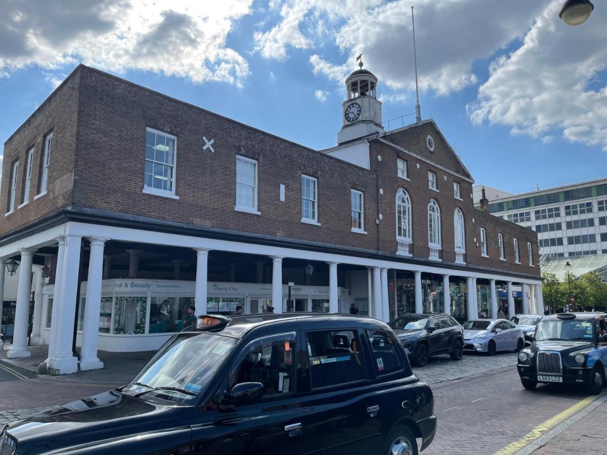 Grundy House Apartment Uxbridge