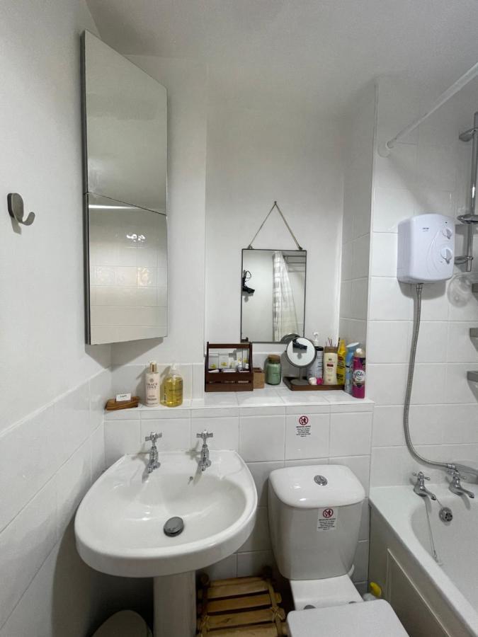 Apartment Grundy House Uxbridge